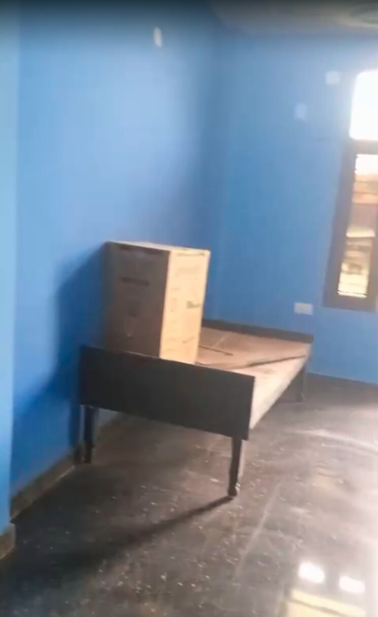 Room, beta ii greater noida 1 Bedroom 40 Sq.Mt. Independent House In Beta Ii Greater Noida Greater Noida 8557672