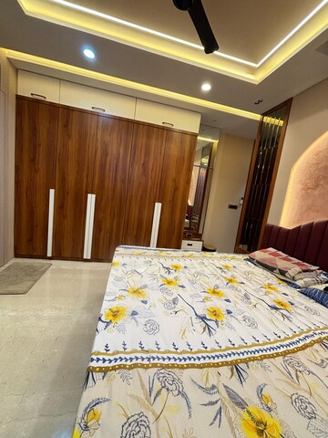 Bedroom in 3 BHK Apartment at Oberoi Enigma, Mulund West – for Sale