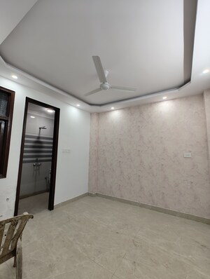 Room in 2 BHK Builder Floor at Govindpuri – for Sale