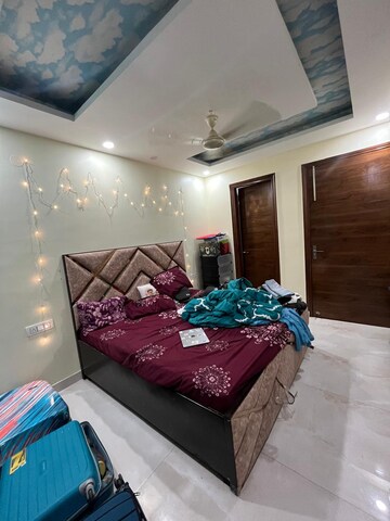 Bedroom in 2 BHK Builder Floor at Sushant Lok ii – for Rent