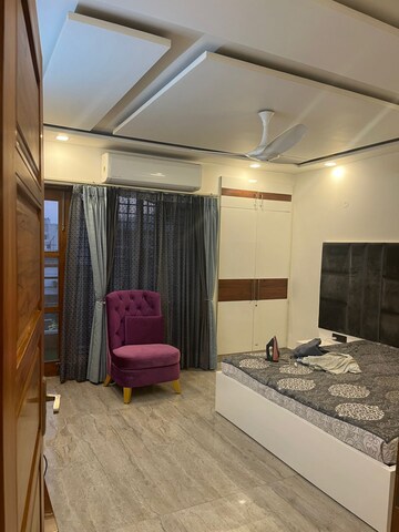 Living Room in 4 BHK Builder Floor at Sector 85 – for Sale