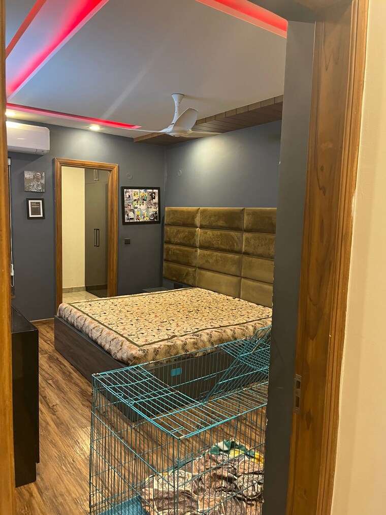 Bedroom, sector 85 4 Bedroom 350 Sq.Yd. Builder Floor In Sector 85 Faridabad 8563493