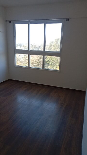 2 BHK Apartment For Rent in Godrej Aqua, International Airport Road