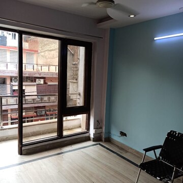 Room in 2.5 BHK Builder Floor at Ashok Nagar – for Rent