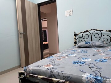  Pg For Rent in Vartak Nagar