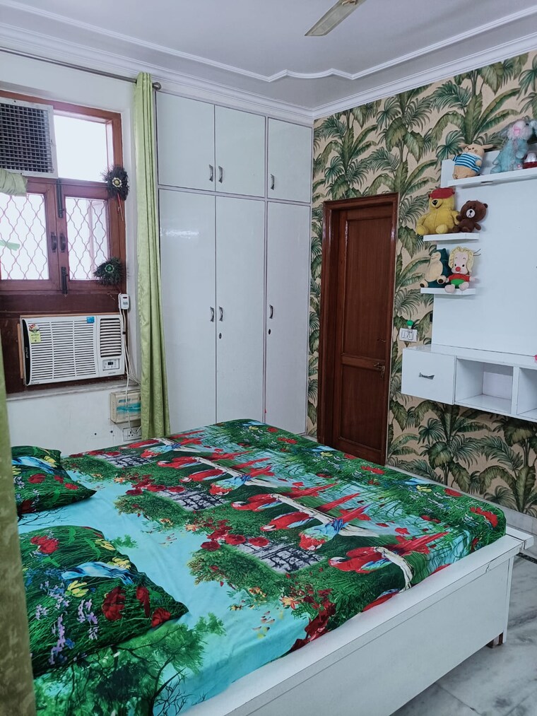 Bedroom, tilak nagar 3 Bedroom 1000 Sq.Ft. Builder Floor In Tilak Nagar Delhi 8563781