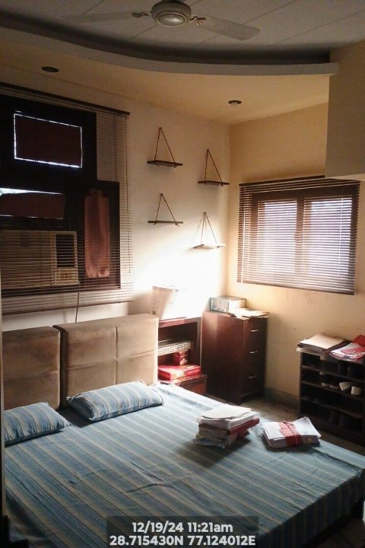 Room, ganga-triveni-apartment 3 Bedroom 1100 Sq.Ft. Apartment In Rohini Sector 9 Delhi 7951724