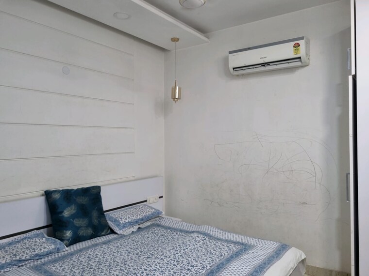 Room, meenakshi garden 3.5 Bedroom 1800 Sq.Ft. Builder Floor In Meenakshi Garden Delhi 8563883