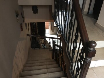 Staircase in 3 BHK Apartment at Casa Lavelle, Lavelle Road – for Rent