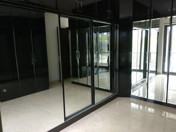 Building Lobby in 6 BHK Apartment at Mittal Luxuria, Jayamahal – for Sale