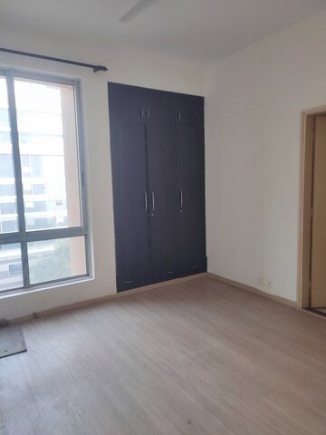 2 BHK Apartment For Rent in Pioneer Park Phase 1, Sector 61