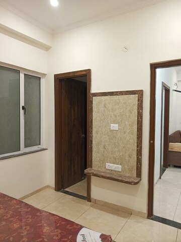  2 BHK Builder Floor at Taru Chhaya Nagar – for Rent