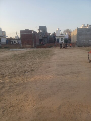  Plot For Sale in Dheeraj Nagar