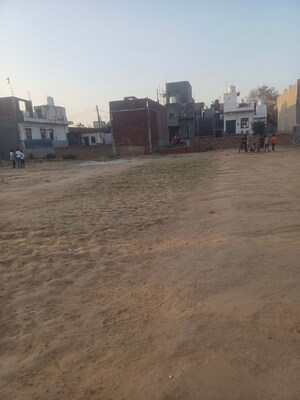  Plot For Sale in Dheeraj Nagar