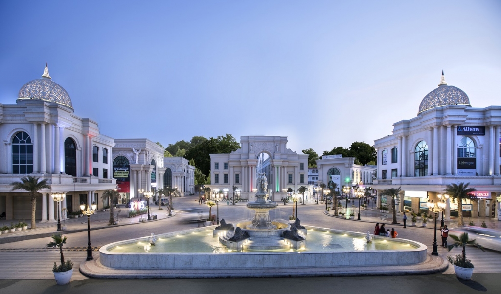 3 BHK + Pooja Room Apartment For Sale in Omaxe Royal Residency Faridabad