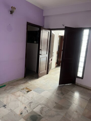 Room in 2 BHK Apartment at Huda CGHS, Sector 56 – for Rent