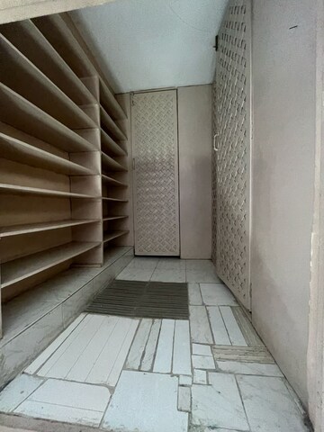 Room in 2 BHK Apartment at Huda CGHS, Sector 56 – for Rent