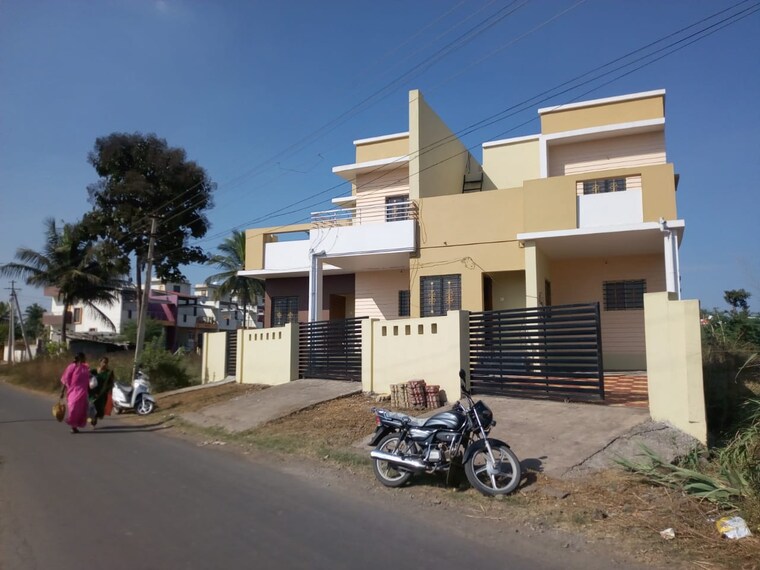  Parking, miraj 3 Bedroom 1100 Sq.Ft. Villa In Miraj Sangli 8565286