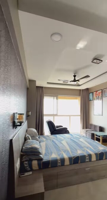 2 BHK Apartment For Rent in Montreal Tower, Andheri West