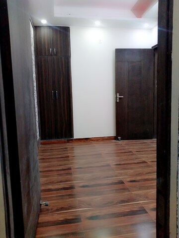Room in 1 RK Builder Floor at Sai Homes Sector 49, Sector 49 – for Rent
