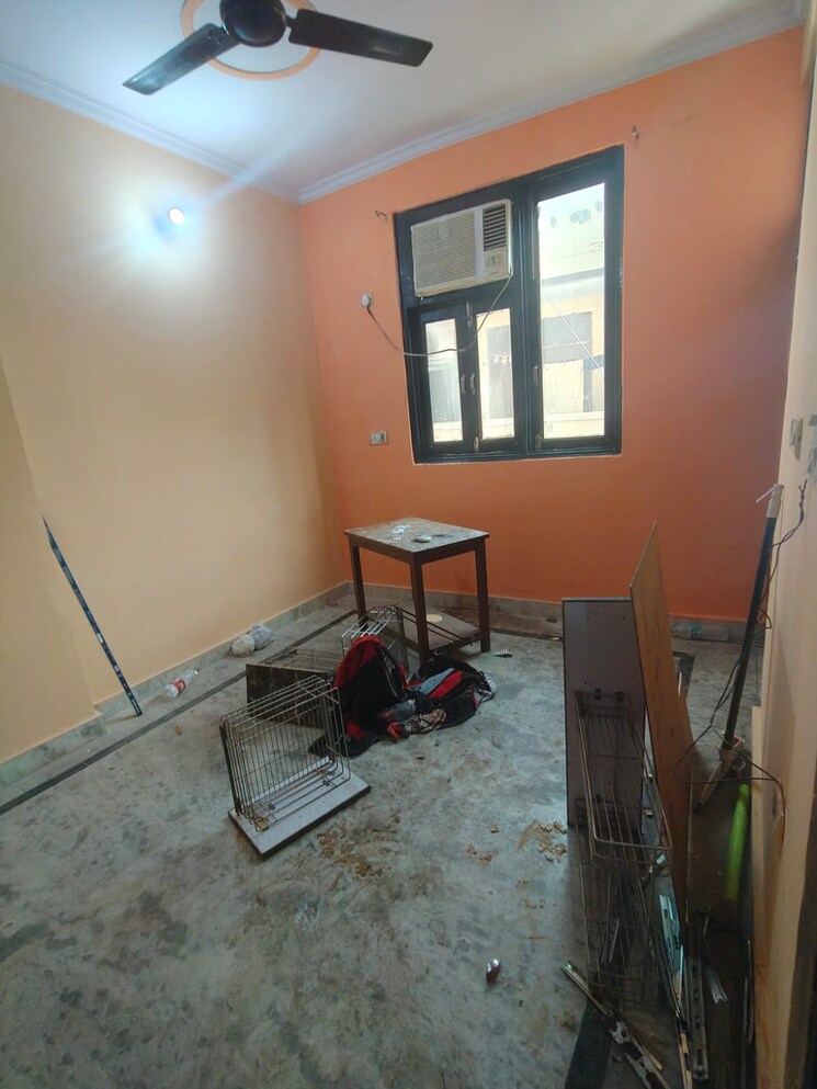 Living Room, sector 22 3 Bedroom 112 Sq.Mt. Independent House In Sector 22 Noida 8565772