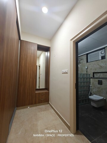 Room in 3 BHK Builder Floor at Hsr Layout – for Rent