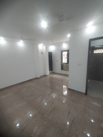 Room in 3 BHK Builder Floor at East Patel Nagar – for Sale
