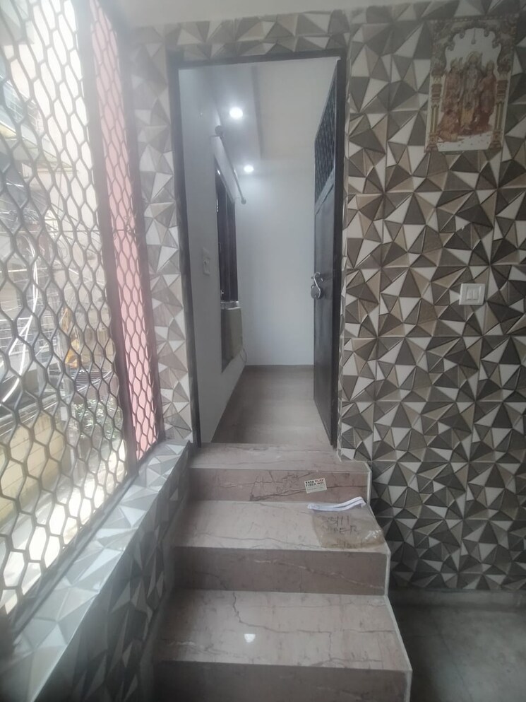 undefined, east patel nagar 3 Bedroom 1500 Sq.Ft. Builder Floor In East Patel Nagar Delhi 8565800
