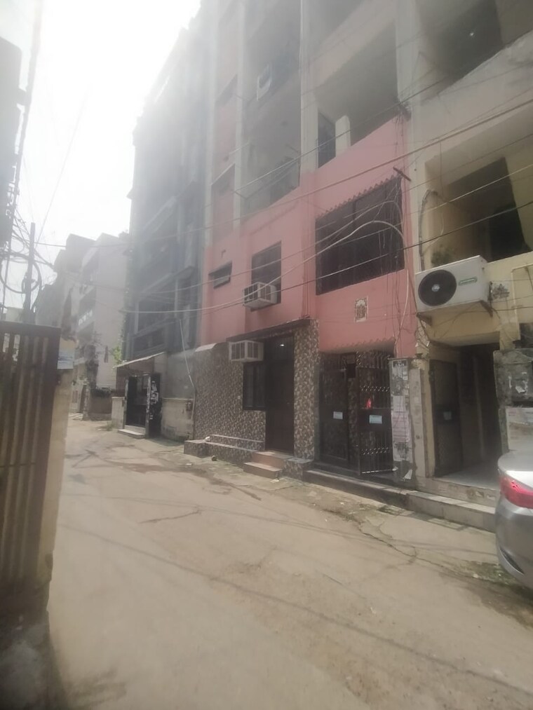 Exterior View, east patel nagar 3 Bedroom 1500 Sq.Ft. Builder Floor In East Patel Nagar Delhi 8565800