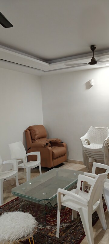Living Room in 3 BHK Builder Floor at Vishal Enclave – for Rent