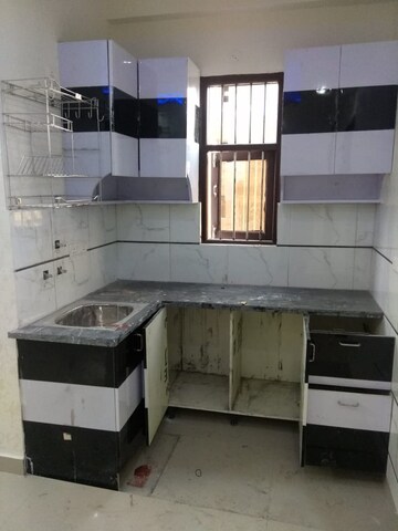 Kitchen in 1 RK Builder Floor at Kisan Tower, Sector 51 – for Rent