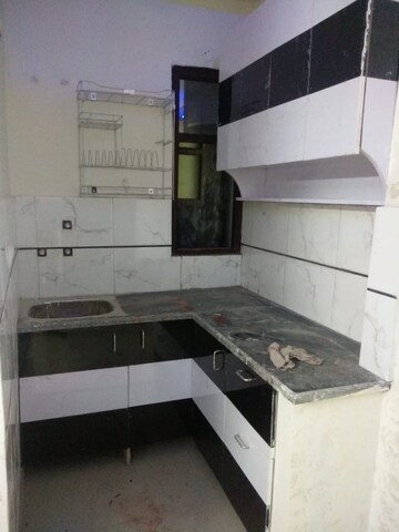 Kitchen in 1 RK Builder Floor at Kisan Tower, Sector 51 – for Rent