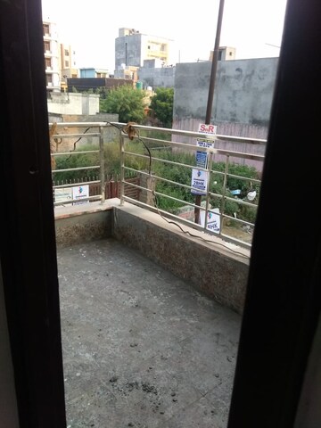 Balcony in 1 RK Builder Floor at Kisan Tower, Sector 51 – for Rent