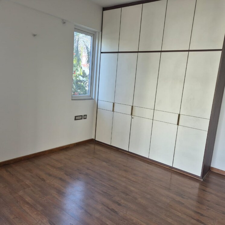 Room, emaar-the-palm-drive-palm-studios 2 Bedroom 1200 Sq.Ft. Apartment In Sector 66 Gurgaon 8565952