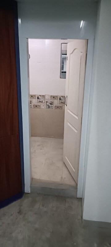 Building Lobby in  Showroom at Naupada – for Rent
