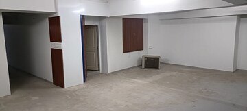 Room in  Showroom at Naupada – for Rent