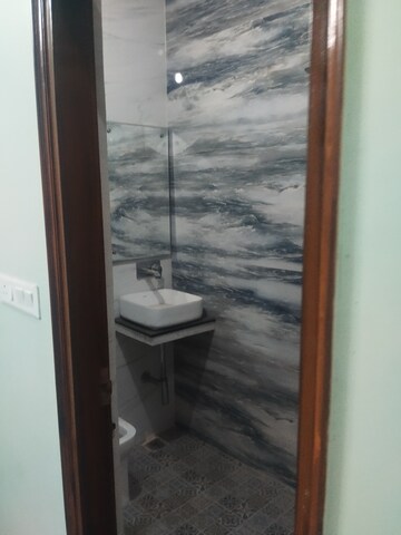 Bathroom in 2 BHK Independent House at Gomti Nagar – for Rent