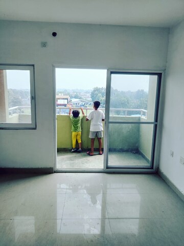 Room in 3 BHK Apartment at Sargam Apartment, Jankipuram – for Rent