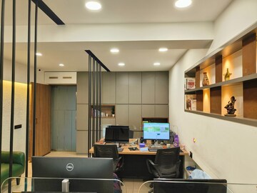  Office Space For Rent in Swati Clover, Thaltej