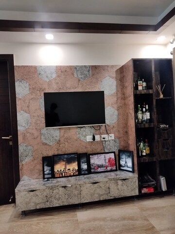 Furnished Amenities in 4 BHK Builder Floor at Sushant Lok ii – for Rent