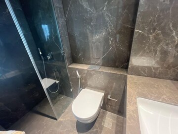 Bathroom in 6+ BHK Apartment at Lodha Trump Tower, Worli – for Sale