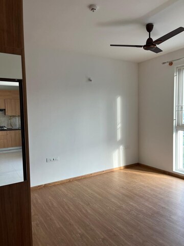 Room in 2 BHK Apartment at Brigade Cornerstone Utopia, Varthur – for Rent