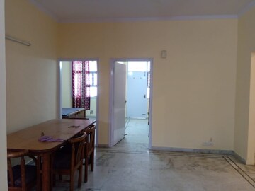 Room in 3 BHK Apartment at Ardee City The Residency, Sector 52 – for Rent