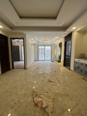 Room in 3.5 BHK Builder Floor at Sector 49 – for Sale