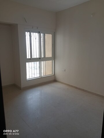 Room in 2 BHK Apartment at Dosti West County Phase 4 Dosti Pine, Balkum Pada – for Rent