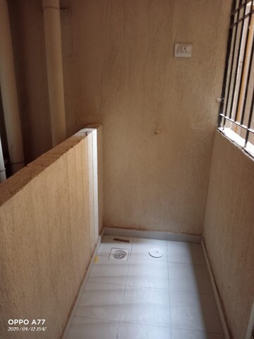 Room in 2 BHK Apartment at Dosti West County Phase 4 Dosti Pine, Balkum Pada – for Rent