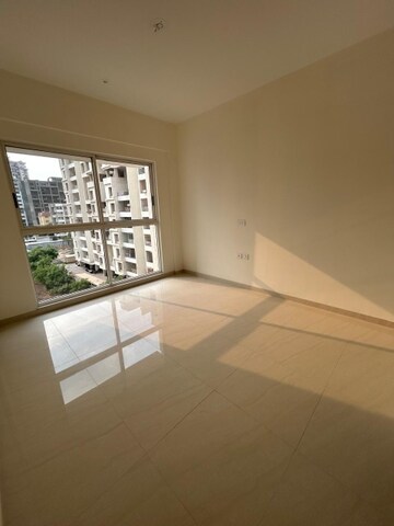 Room in 2 BHK Apartment at Raheja Gardens, Wanwadi – for Sale