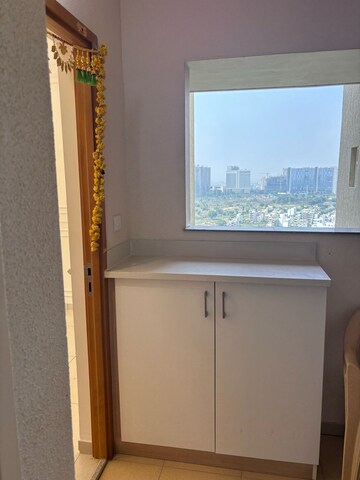 Room in 2 BHK Apartment at Sobha Dream Gardens, Thanisandra Main Road – for Rent
