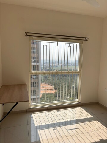 Room in 2 BHK Apartment at Sobha Dream Gardens, Thanisandra Main Road – for Rent