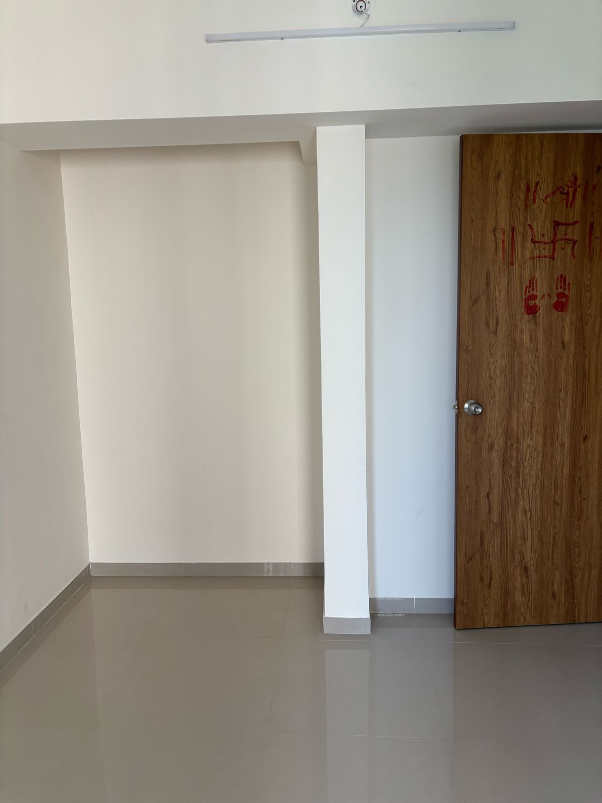 2 BHK + Extra Room Apartment For Rent in Runwal Eirene